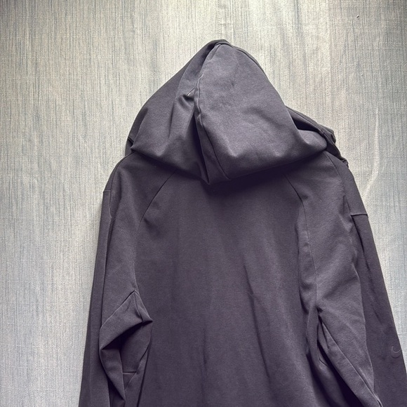 Nike Black Hooded Jacket / sweater size medium - Picture 10 of 10